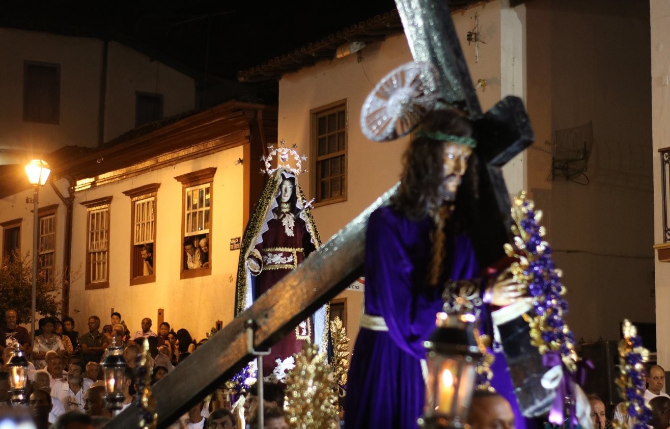 Eventos religiosos marcam Sexta-feira da Paixão em Minas Gerais