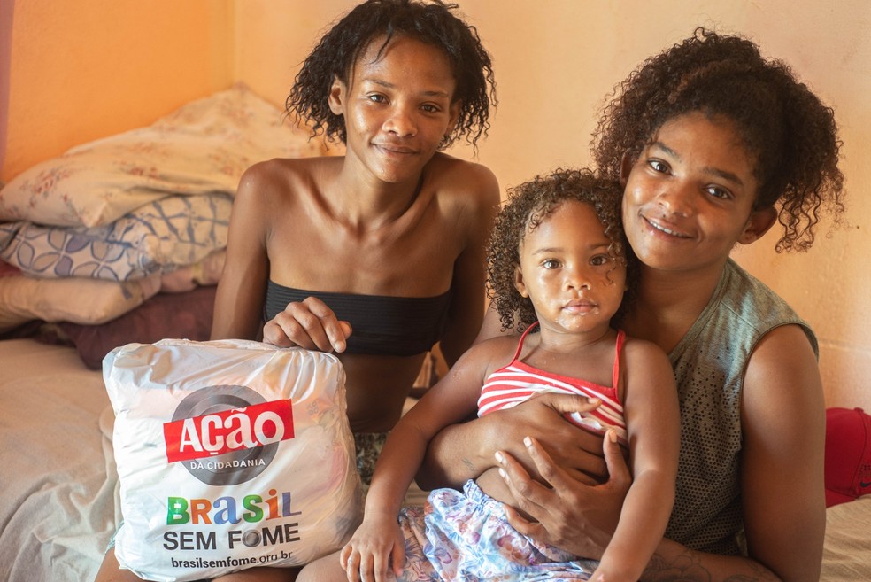 Projeto Ação da Cidadania inicia distribuição de alimentos arrecados em show da Ludmilla — Foto: Divulgação/Thais Alvarenga
