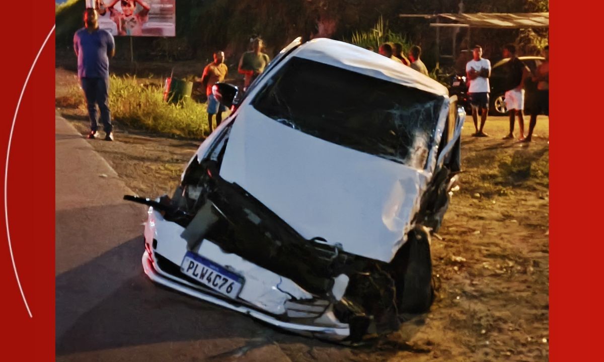 Motorista morre aps coliso frontal entre carro e cami...