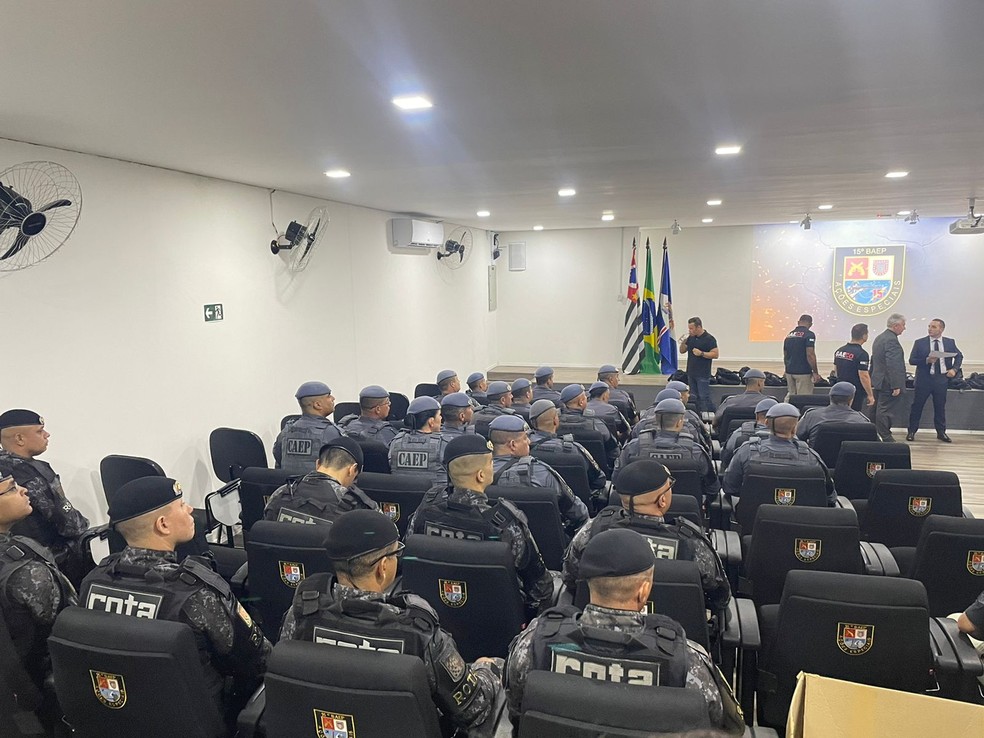Policiais do 15º BAEP e da Rota participam de operação do MP-SP em São Paulo nesta terça (16). — Foto: Acervo pessoal