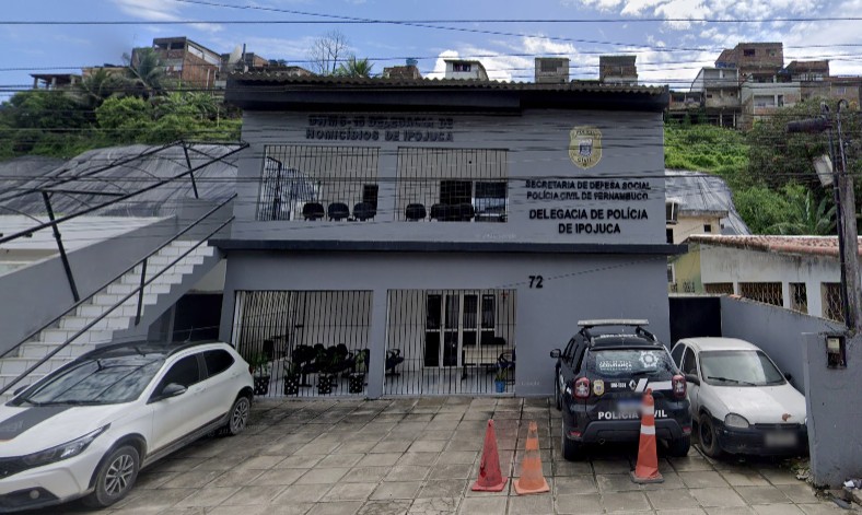 Idoso é preso após estuprar sobrinha desacordada em calçada; crime foi filmado por câmera de prefeitura