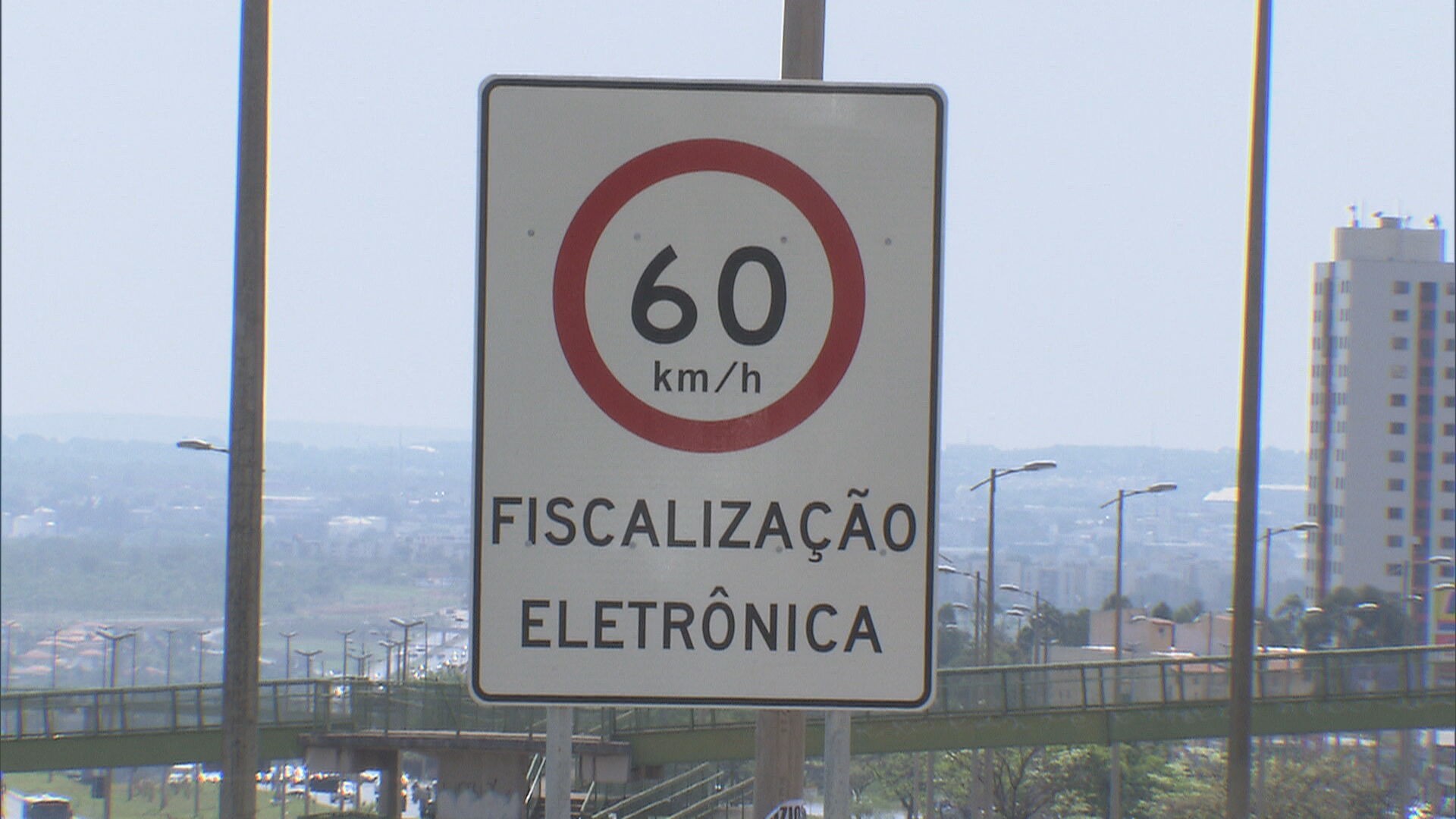 Via JK, no DF, terá velocidade máxima alterada para 60 km/h