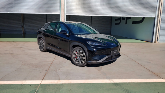 BYD Sealion 7: veja como se saiu o SUV mais potente e rápido da marca em teste do g1; VÍDEO - Além do utilitário, o g1 também avaliou uma versão híbrida do Seal, que pode disputar espaço entre os sedãs grandes, como o Honda Accord.