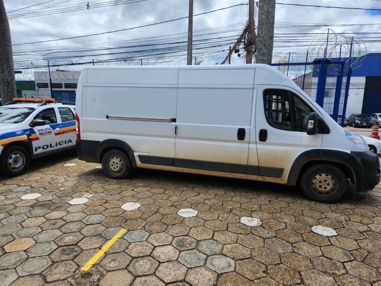 Quadrilha de SP é presa após roubo de carga de cigarros em bairro de Pouso Alegre, MG