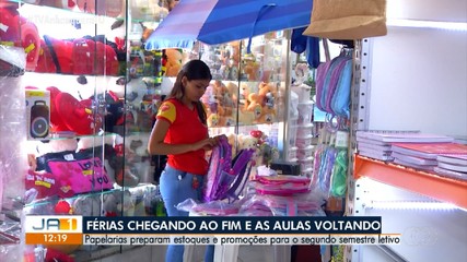 Papelarias de Palmas abastecem estoques para a volta às aulas na capital