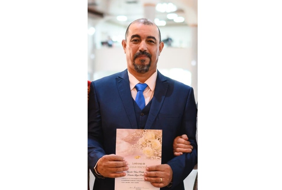 Eletricista tinha realizado o sonho de casar esse ano com a sua parceira há 32 anos — Foto: Divulgação/ Arquivo Pessoal