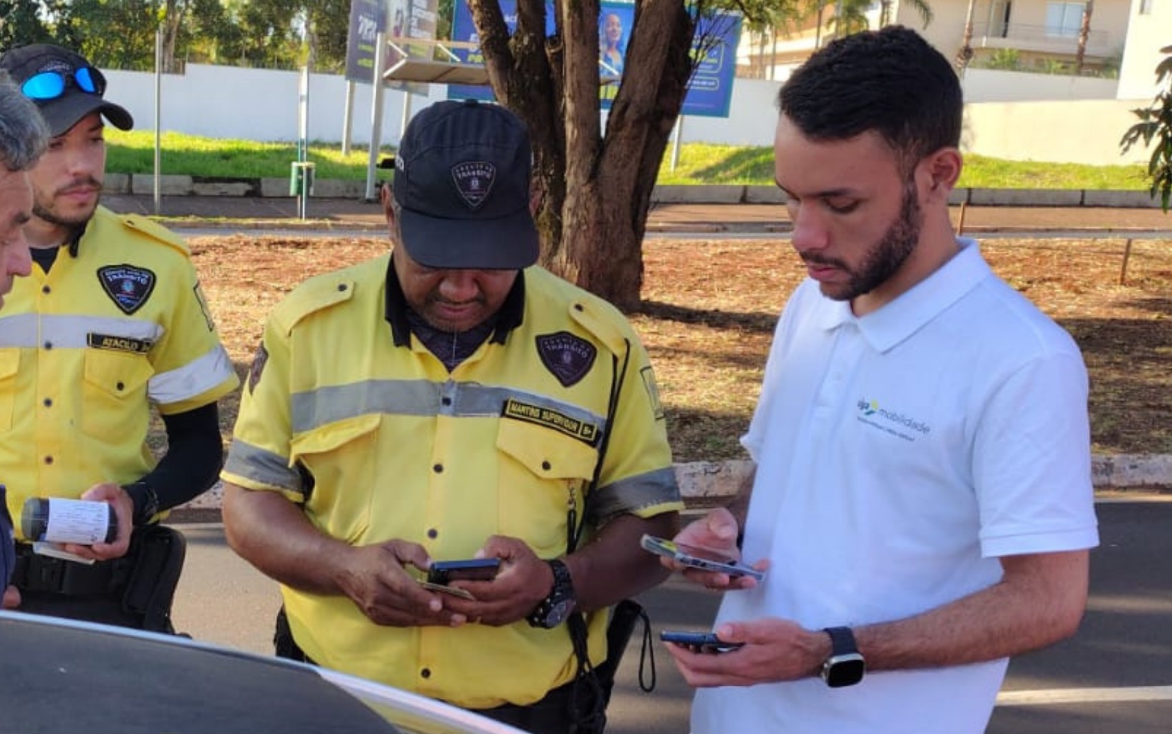 Ribeirão Preto, SP, testa guincho e pátio virtuais para veículos autuados; entenda como funciona