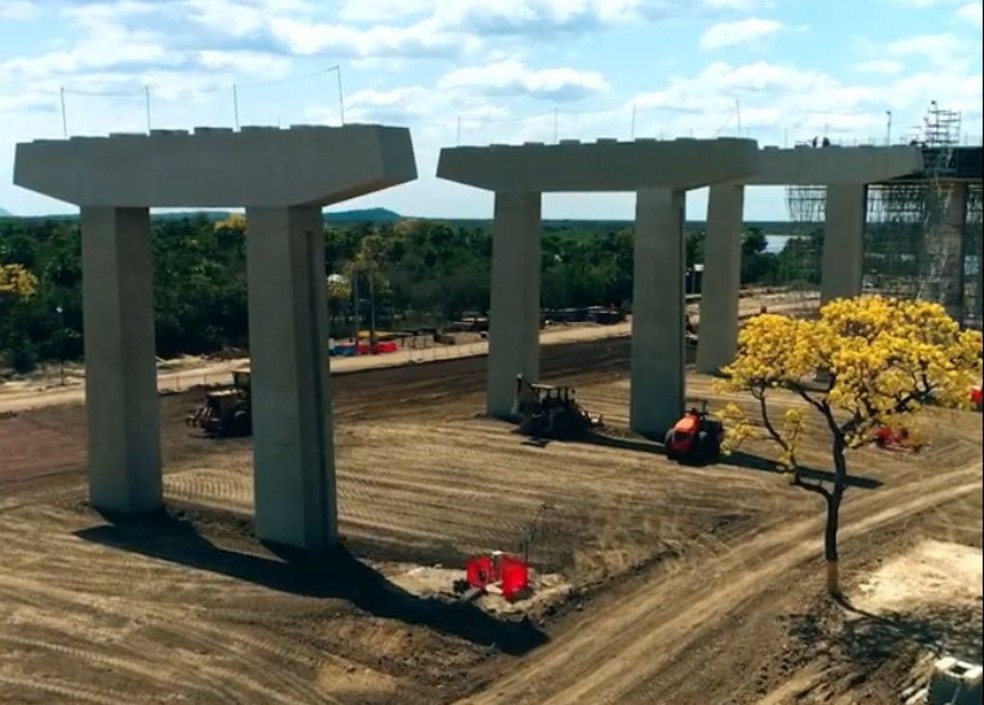 Obras da Ponte da Bioceânica, entre Porto Murtinho, no Brasil e Carmelo Peralta, no Paraguai — Foto: MOPC/Divulgação