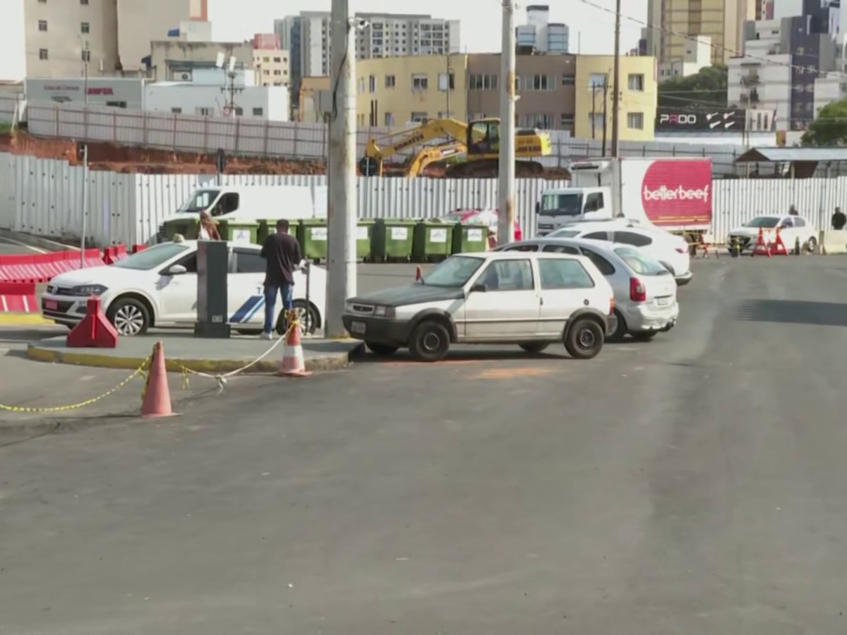 Novo estacionamento do Mercadão de Campinas gera queixas em dia de volta de cobrança