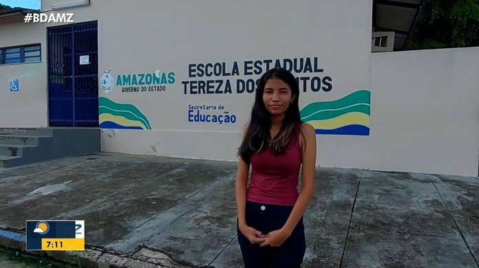 Escola indenizará aluna roqueira por bullying: queimar no inferno