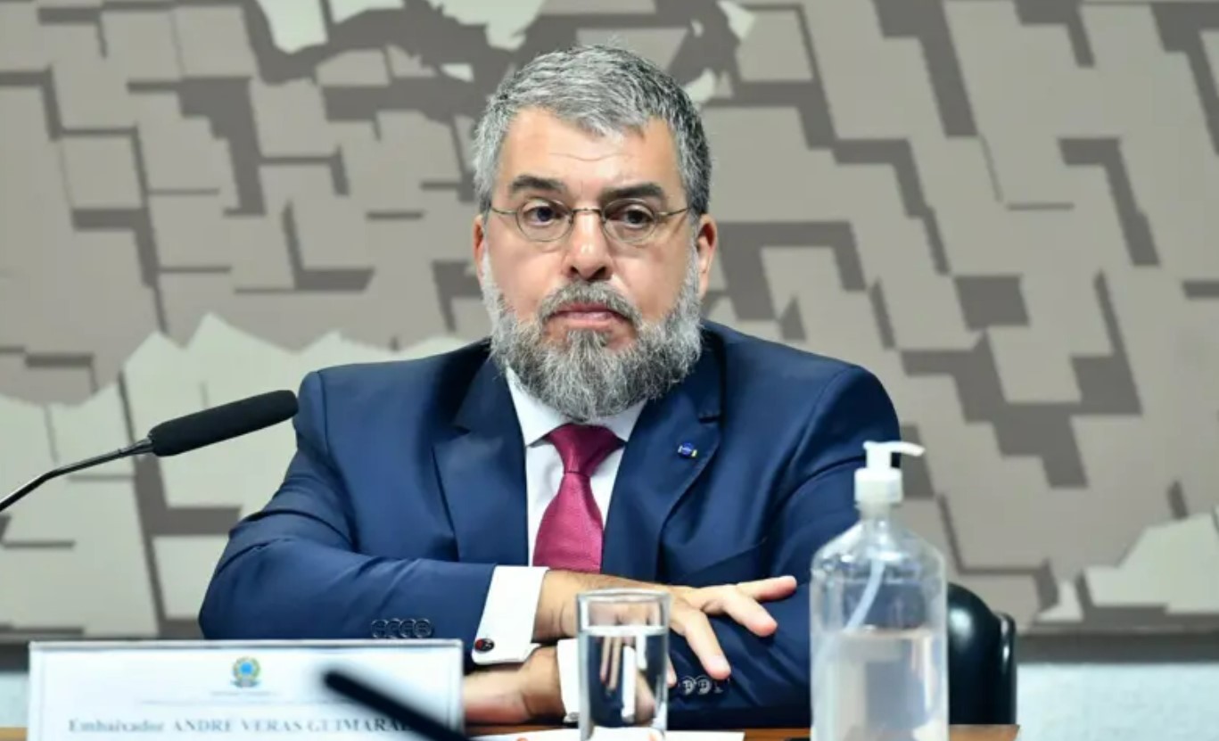 'Guerra não é videogame': embaixador do Brasil no Irã relata explosões, tremor de paredes e mortes no conflito