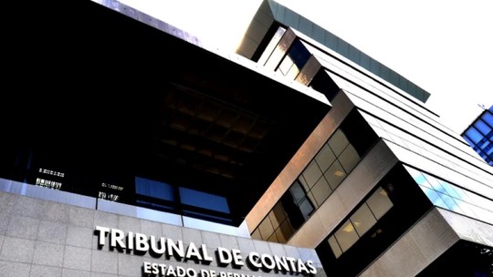 Concurso público do TCE-PE oferece salários de até R$ 35,9 mil; veja cargos e como se inscrever - Oportunidades são de nível superior, com 36 vagas imediatas e formação de cadastro reserva. Inscrições podem ser feitas a partir da quarta-feira (4) até o dia 3 de julho.