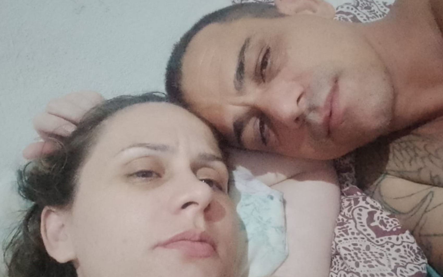 Mulher encontrada morta já tinha denunciado suspeito por perseguição antes de casar com ele, diz delegada