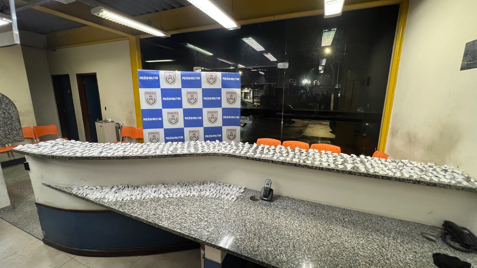Polícia apreende mais de 500 cápsulas de cocaína em Barra Mansa 