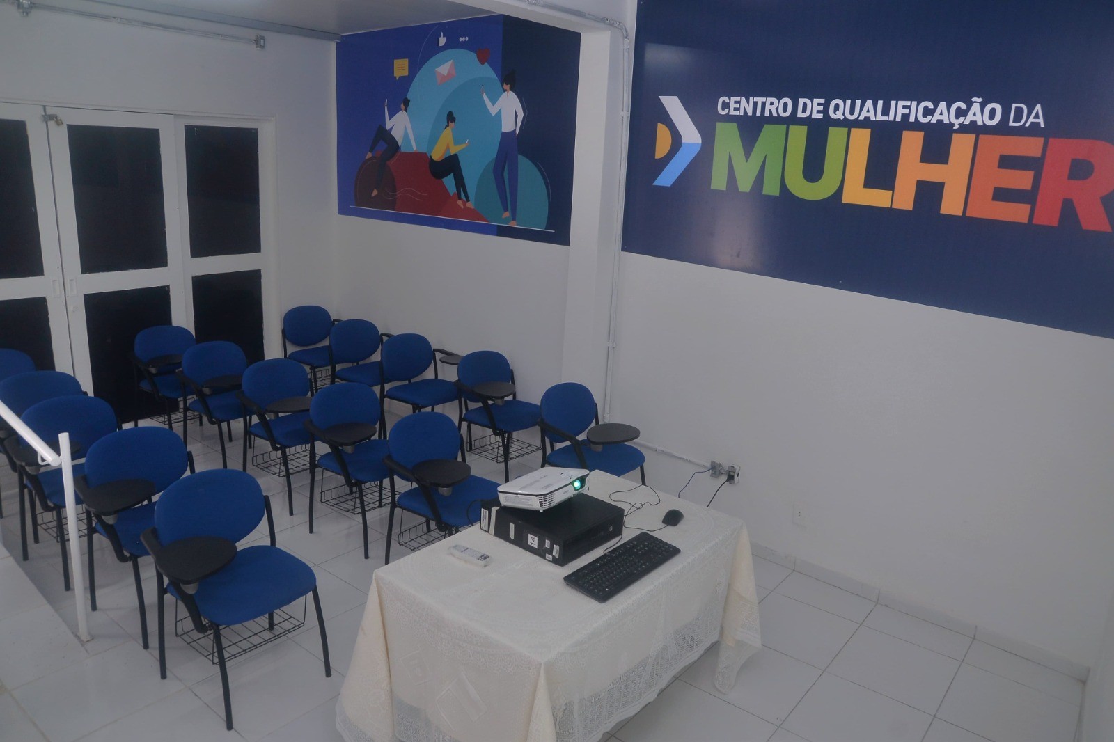 Centro de Qualificação da Mulher em Caruaru está com inscrições abertas para oficinas gratuitas