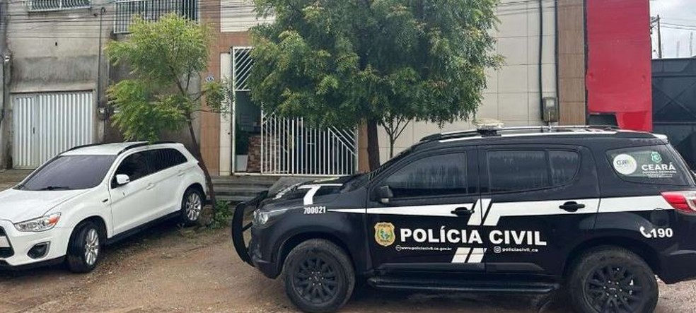Entre os bens sequestrados na operação estão veículos de luxo, imóveis e uma academia de musculação. — Foto: Polícia Civil/ Divulgação