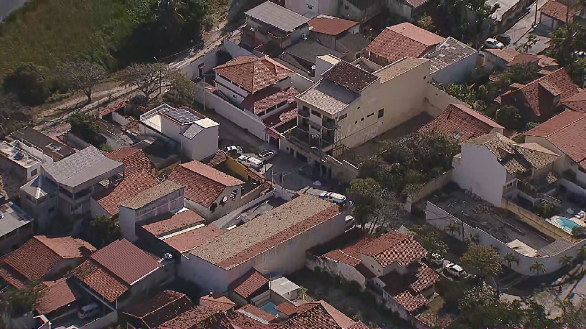 Perícia aponta que pistolas de suspeitos presos pela morte de policial civil em Niterói foram usadas no crime