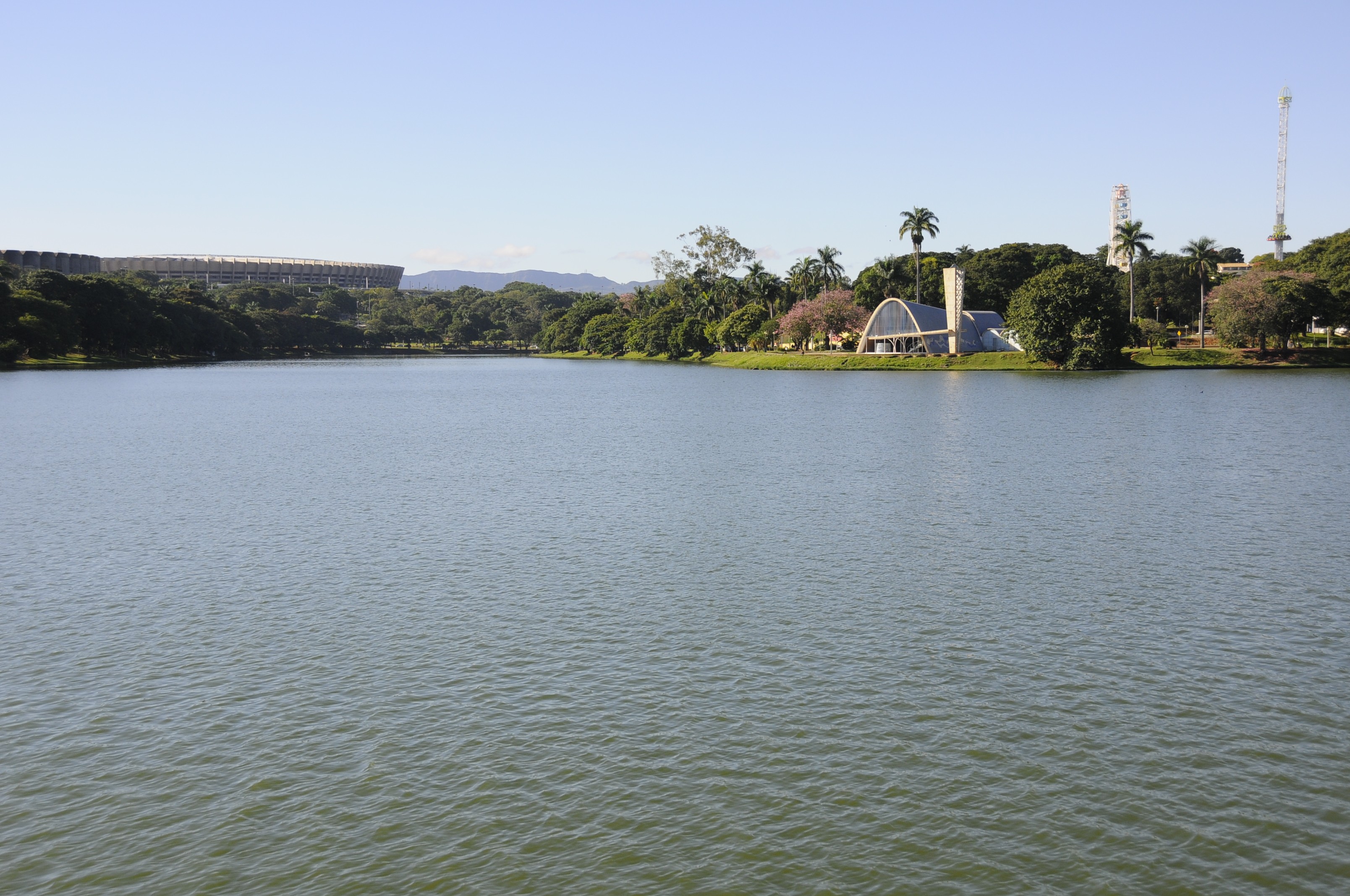 Lagoa da Pampulha tem melhora na qualidade da água e pode voltar a receber navegação turística, dizem Prefeitura e Copasa