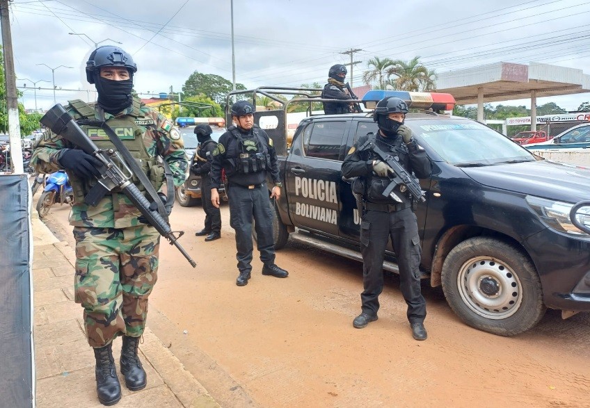 Membro de facção criminosa é transferido da Bolívia para o Acre em operação integrada