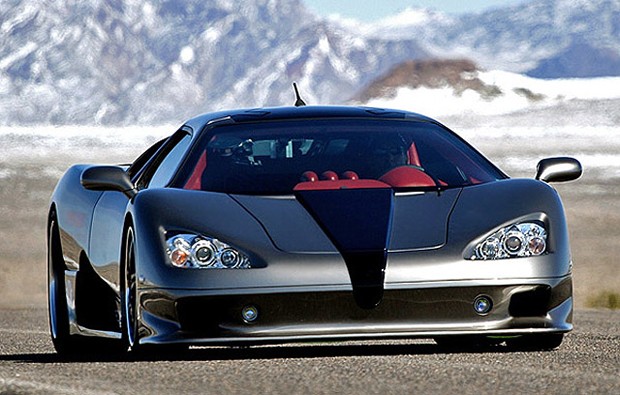 G1 > Carros - NOTÍCIAS - Motorista destrói Bugatti em corrida de