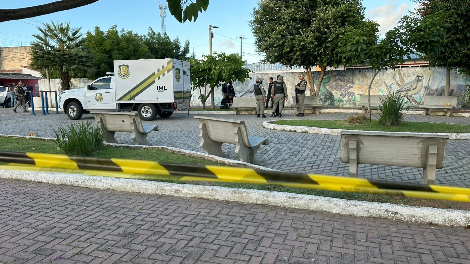 Tiroteio em praça deixa três mortos na Grande Natal