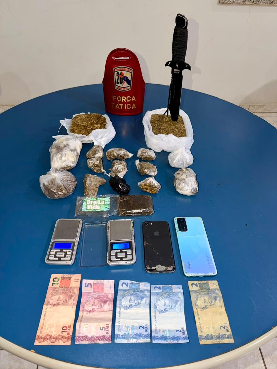 Jovens são presos com 'maconha dos playboys' e skunk em Boa Vista