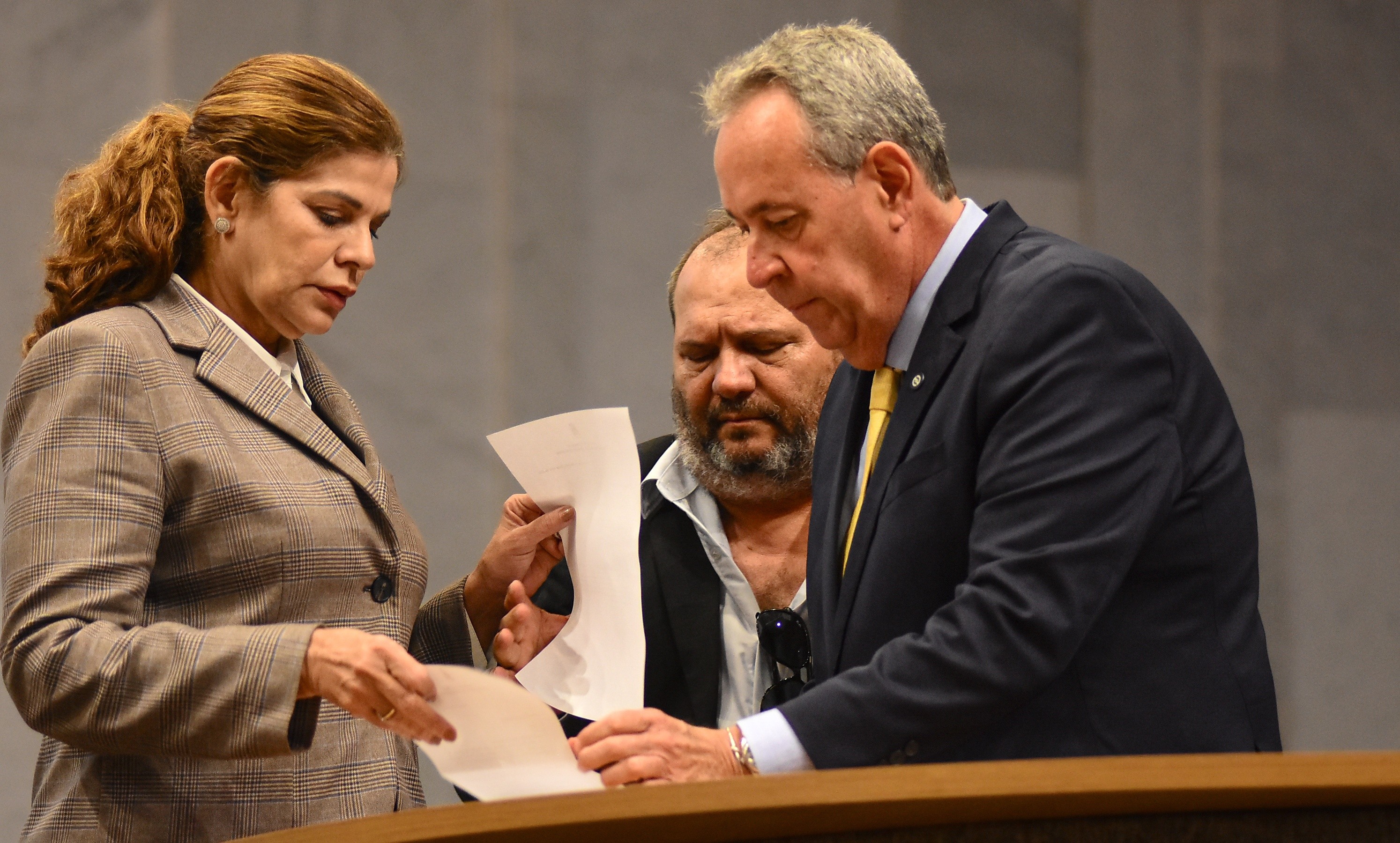 
Presidente do Conselho Distrital de Noronha solicita à Assembleia Legislativa realização da sabatina de Virgílio Oliveira, indicado para administrador-geral da ilha
