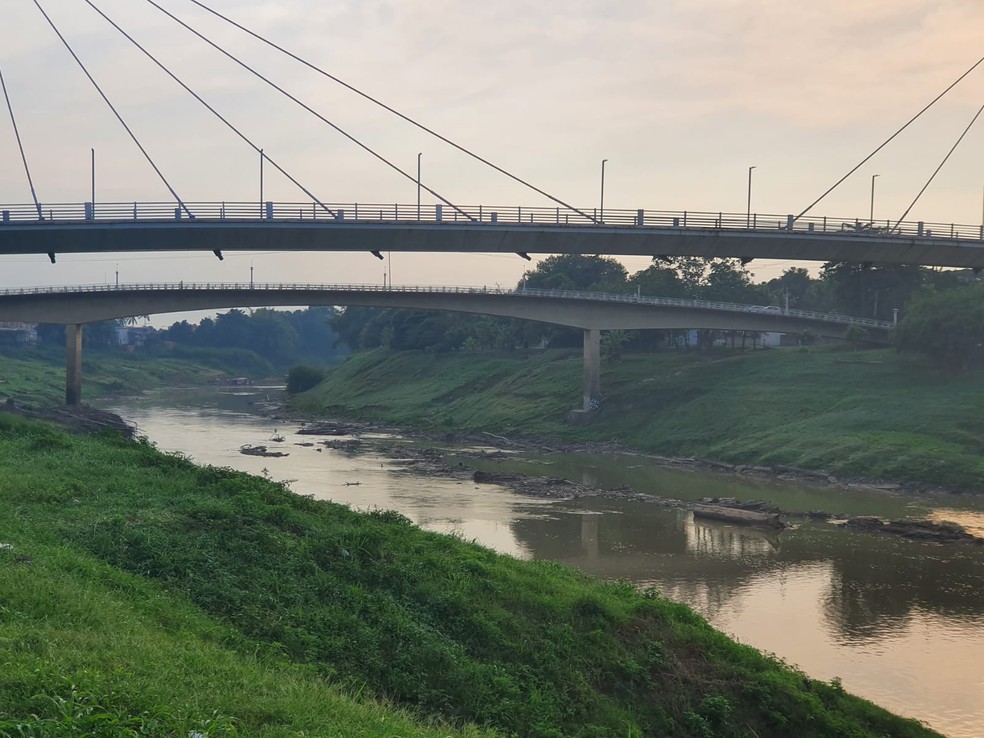Rio Acre marcou 1,25 metro em Rio Branco em outubro de 2022, menor cota histórica — Foto: Iryá Rodrigues/g1/Arquivo