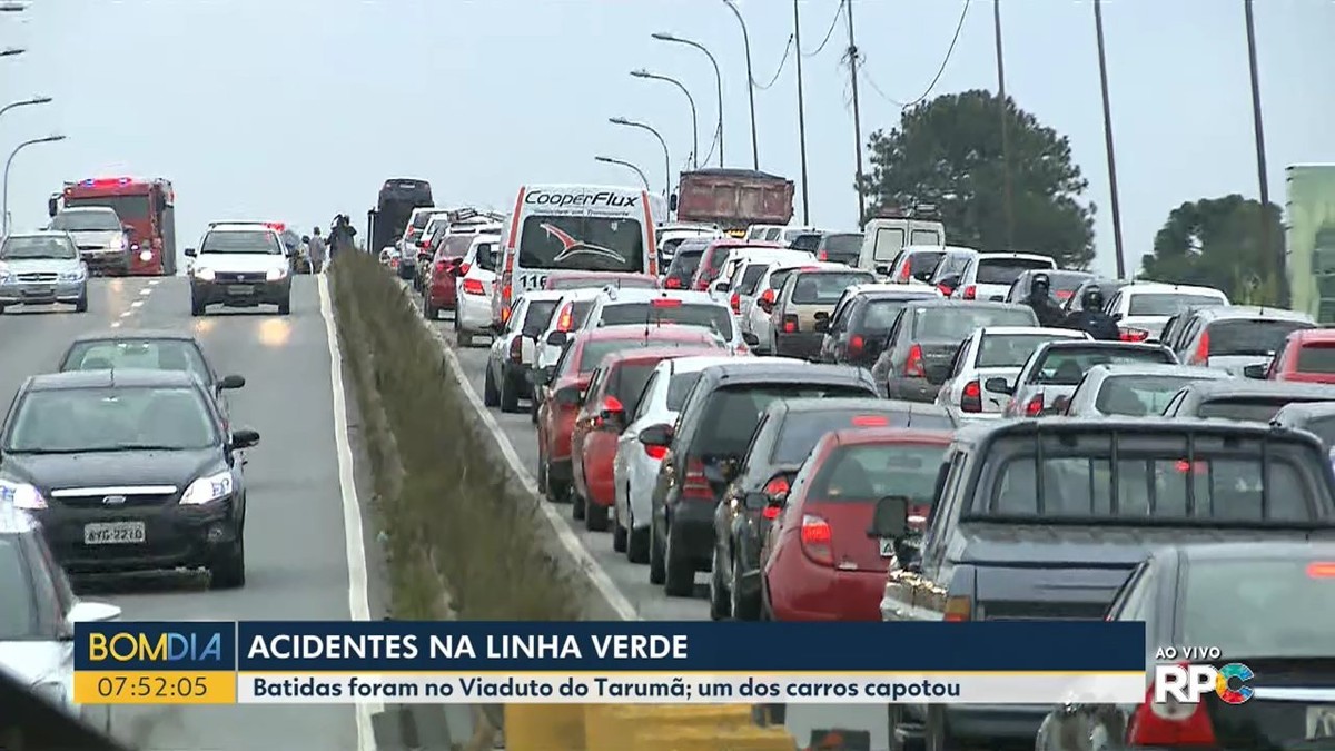 Acidentes entre cinco carros causam lentidão na Linha Verde, em ...