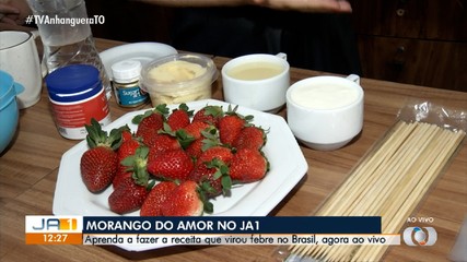 Saiba quais são os ingredientes para preparo da receita viral de morango do amor