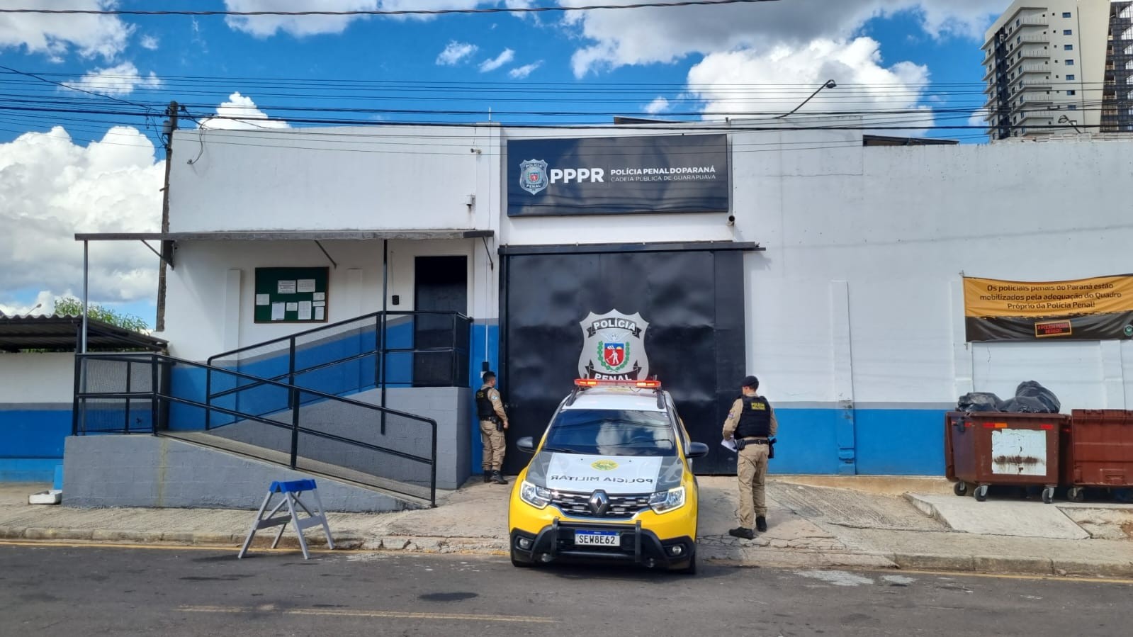 Homem suspeito de matar mulher enquanto dormia ao lado da filha de cinco anos é preso no Paraná