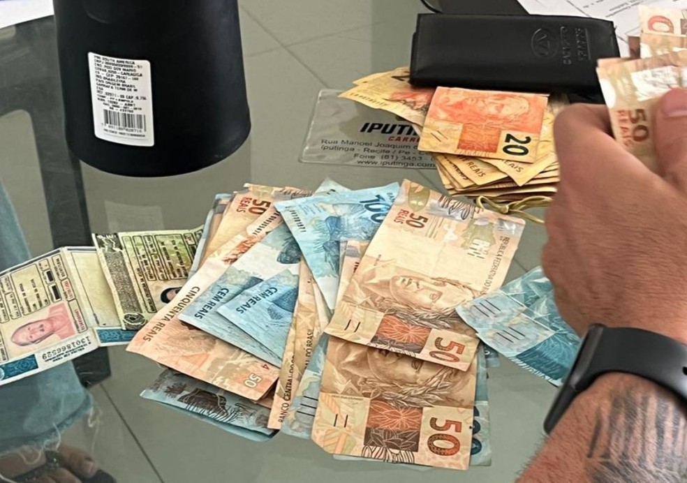 Operação da PF cumpriu 28 mandados de busca e apreensão em imóveis no Ceará, Pernambuco, Paraíba e São Paulo. — Foto: Polícia Federal/ Divulgação