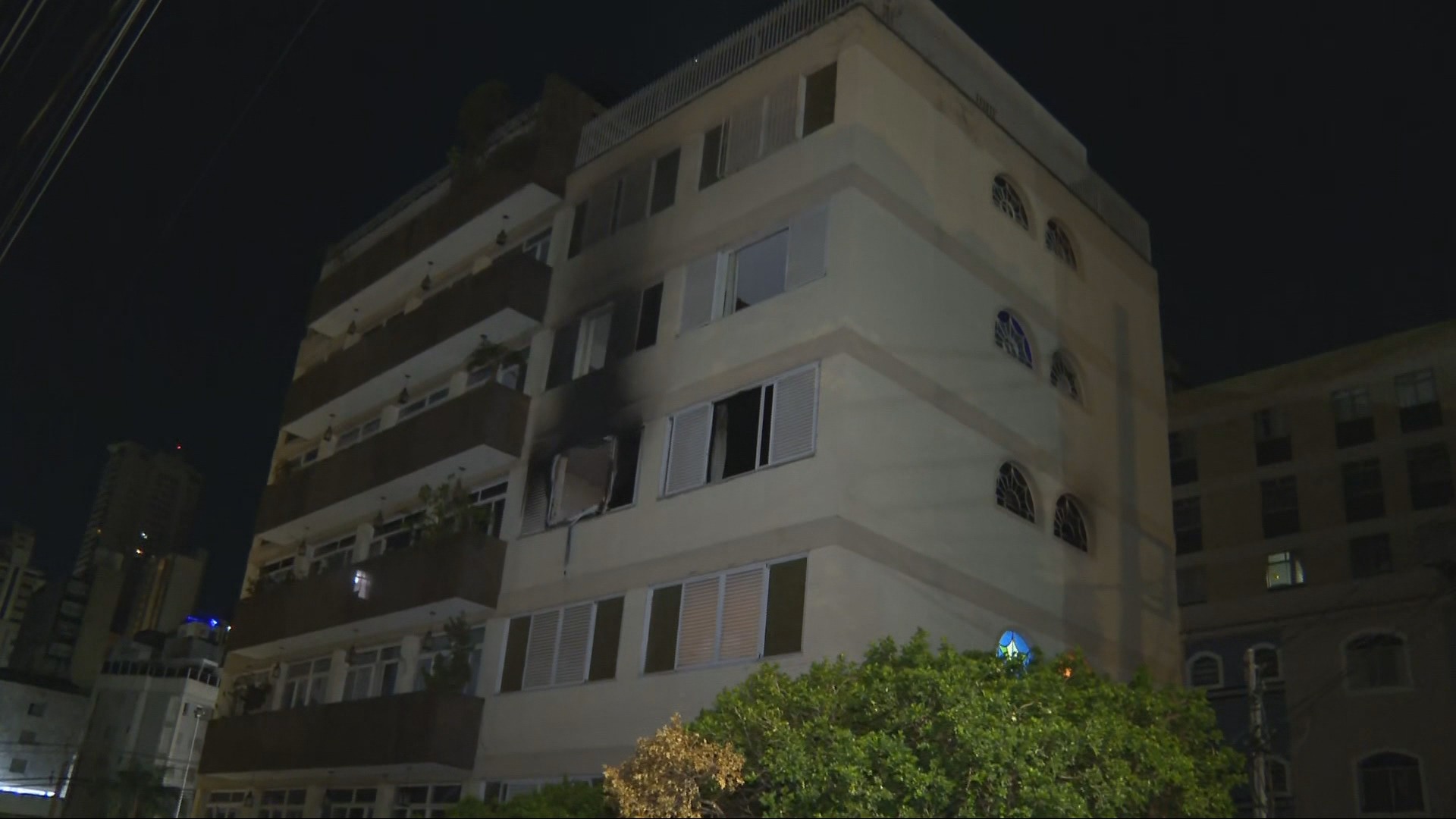 Incêndio em apartamento deixa idoso morto no bairro Gutierrez, em BH