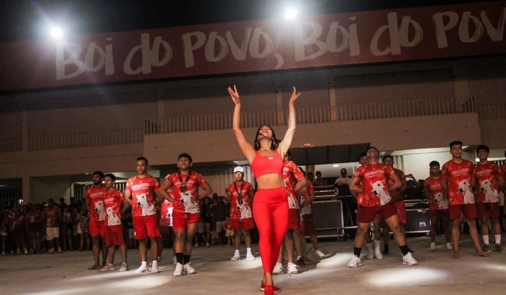 Atual campeão, o Boi Garantido levará à arena o tema “Parintins: Portal do Encantamento”, em uma celebração à cidade e aos seus elementos culturais, históricos e simbólicos da Ilha Tupinambarana. — Foto: Foto: Gabi Vitim/Secretaria de Estado de Cultura e Economia Criativa
