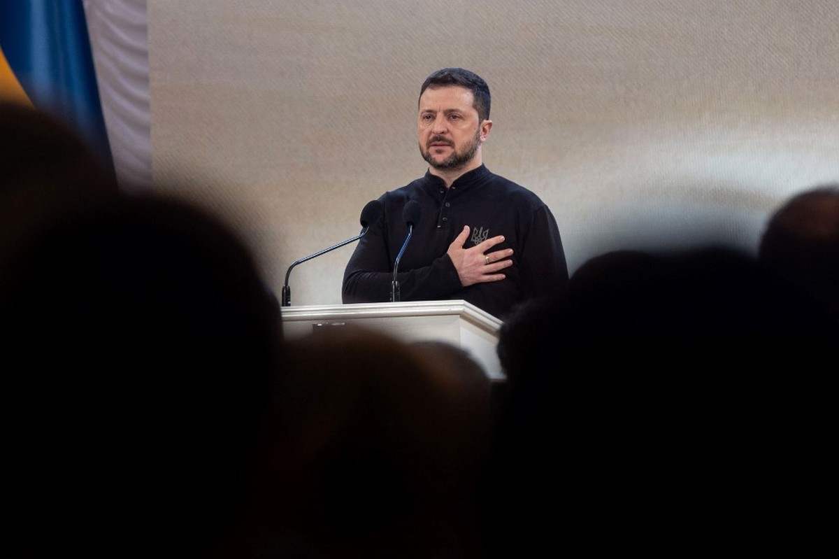 Zelensky diz que Ucrânia quer 'paz desde o 1º segundo' e que Rússia é 'única razão' para guerra prolongada