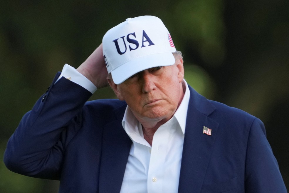 O presidente dos EUA, Donald Trump, mandou cartas a pa&iacute;ses avisando sobre a taxa&ccedil;&atilde;o de produtos &mdash; Foto: Ken Cedeno/Reuters