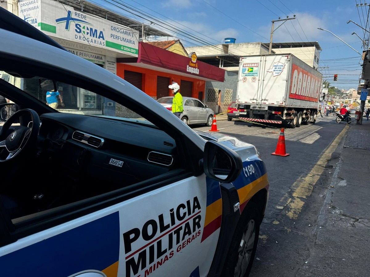 Idosa morre atropelada por caminhão no Bairro Santa Luzia, em Juiz de Fora