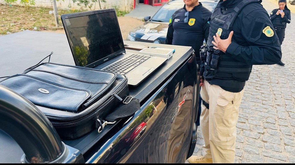 Polícia cumpre mandados contra suspeitos de furtar celulares em eventos em Natal — Foto: Divulgação / PCSE