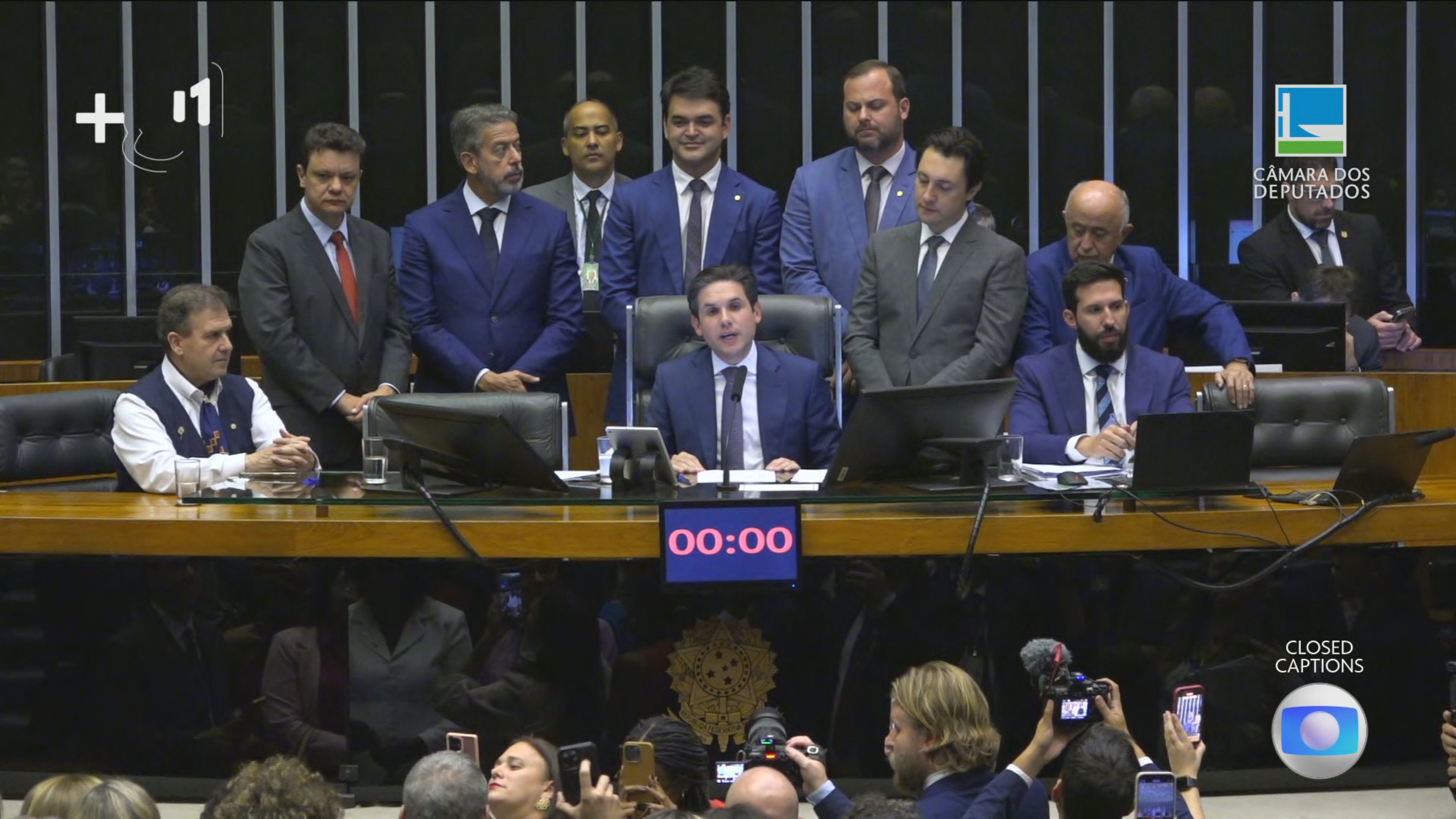 Quase 10 milhões de contribuintes ficam isentos do Imposto de Renda com o projeto aprovado na Câmara