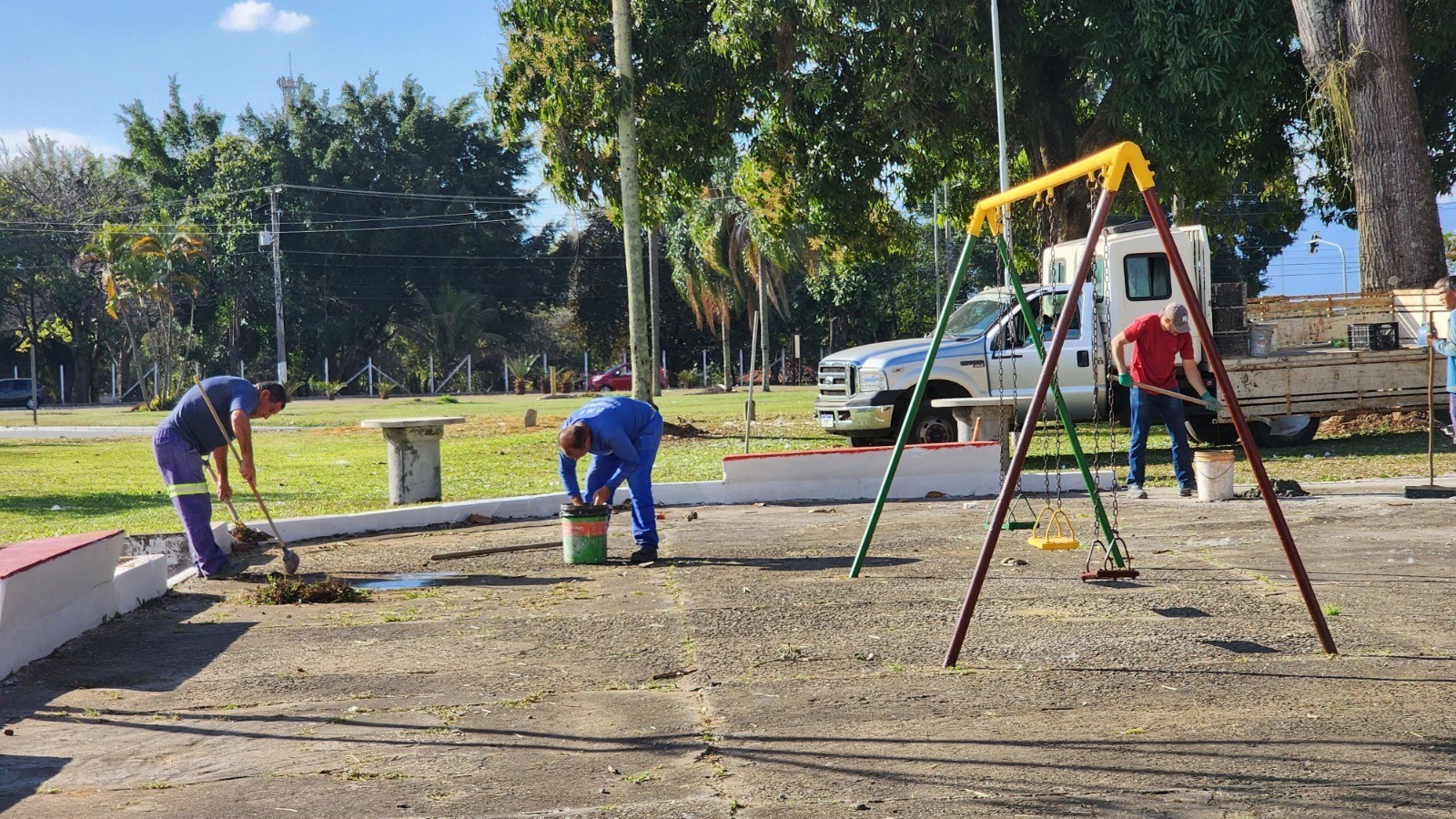 Taubaté reforça serviços de zeladoria no Cecap, próxima edição do Bairros Vivos