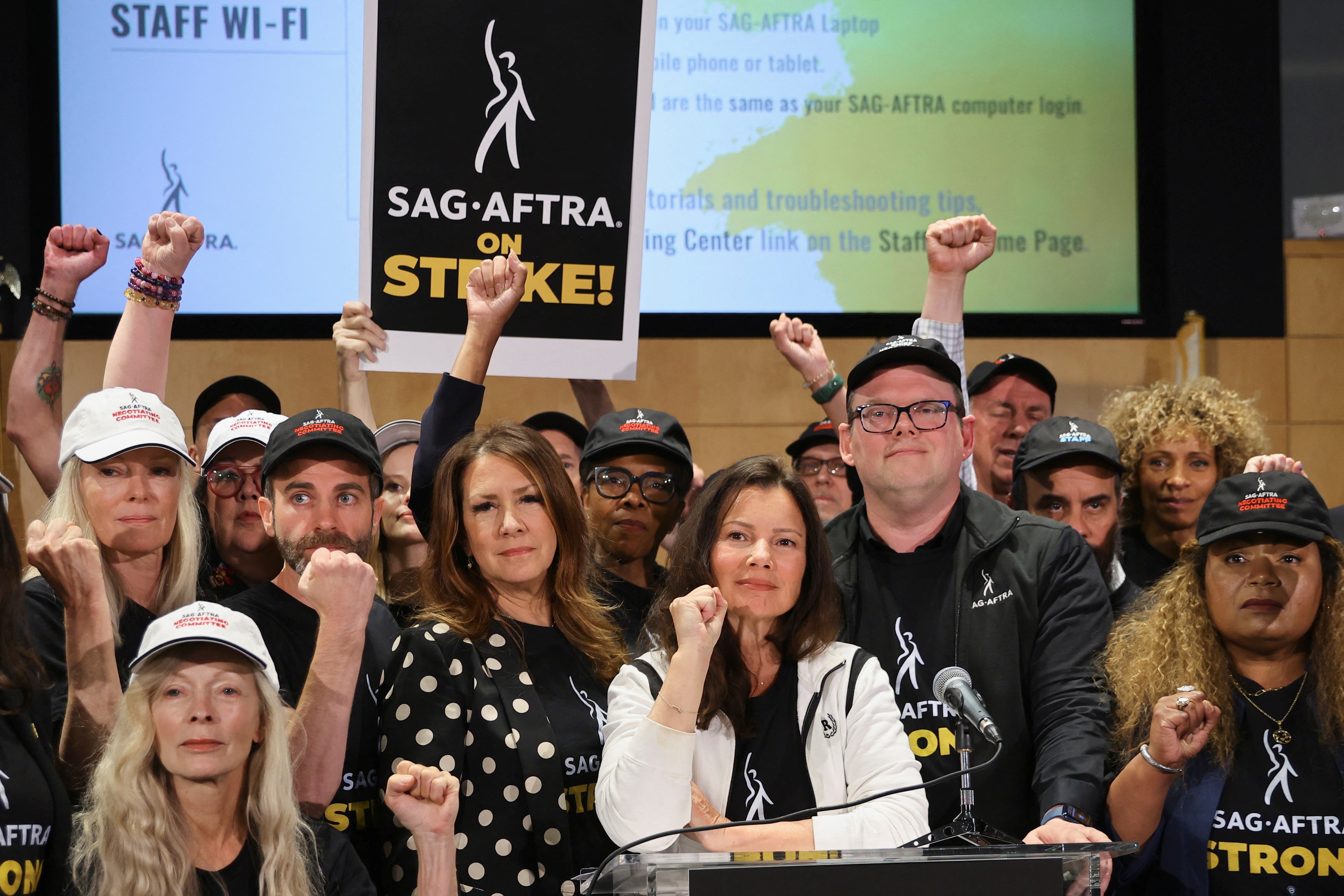Atores de Hollywood declaram greve contra grandes empresas de games