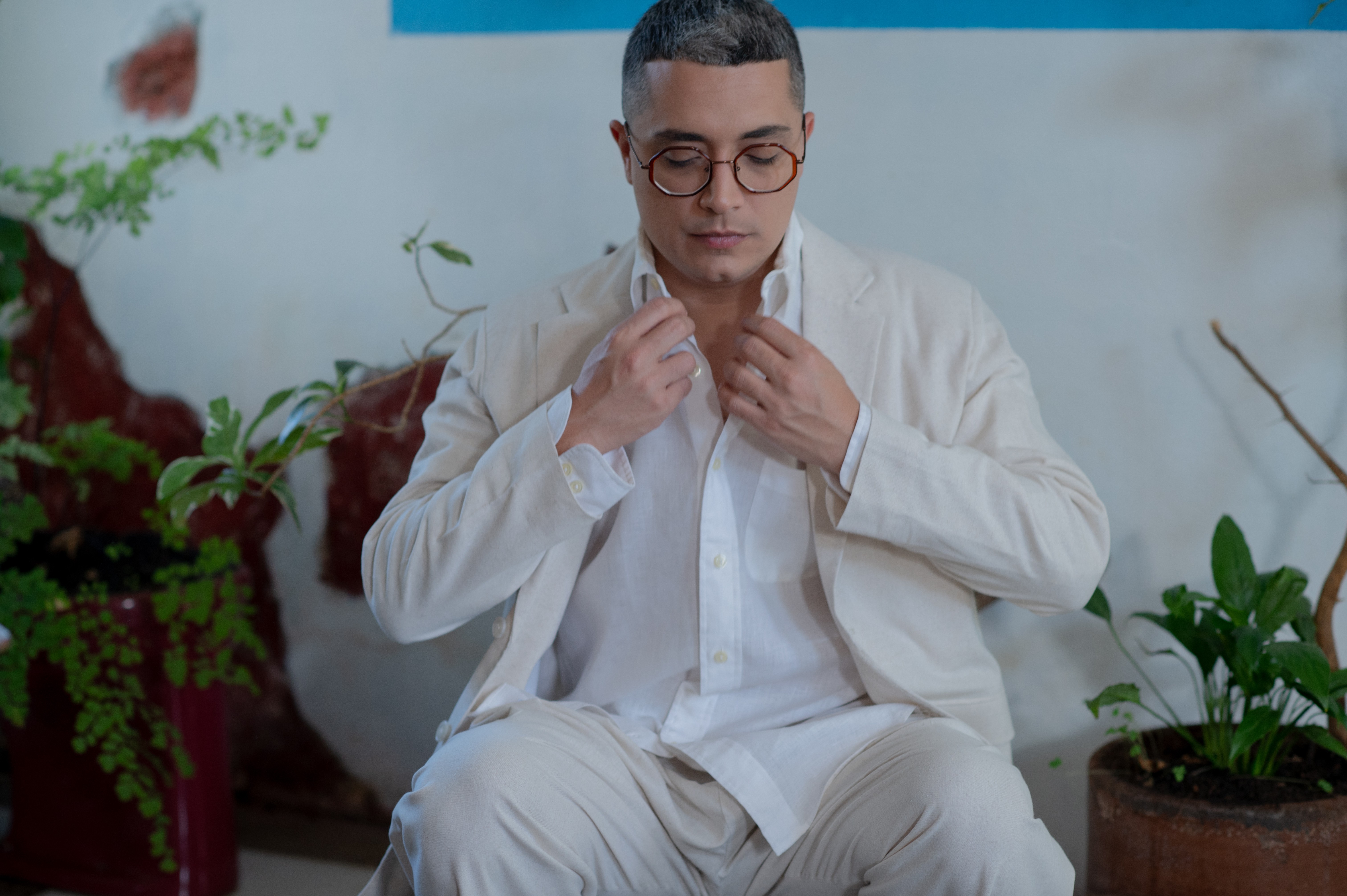 Arthur Nogueira estreia show 'Véspera' em Belém e celebra 21 anos de carreira