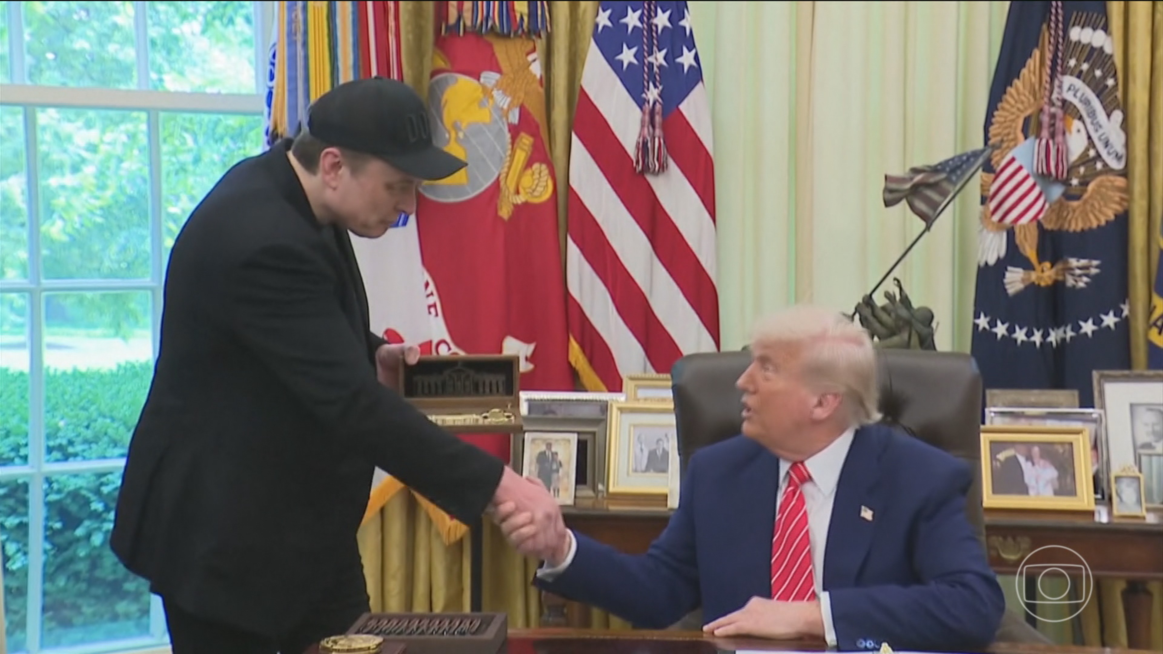 Uma semana após Musk deixar governo dos EUA, empresário e Trump trocam insultos e ameaças