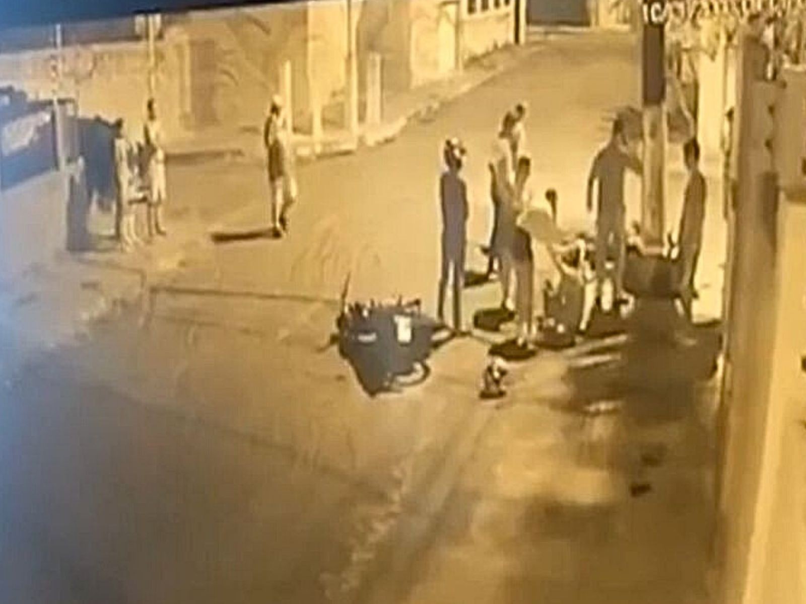 VÍDEO: chapeiro morre ao ser atingido por moto conduzida por adolescente de 17 anos no AC