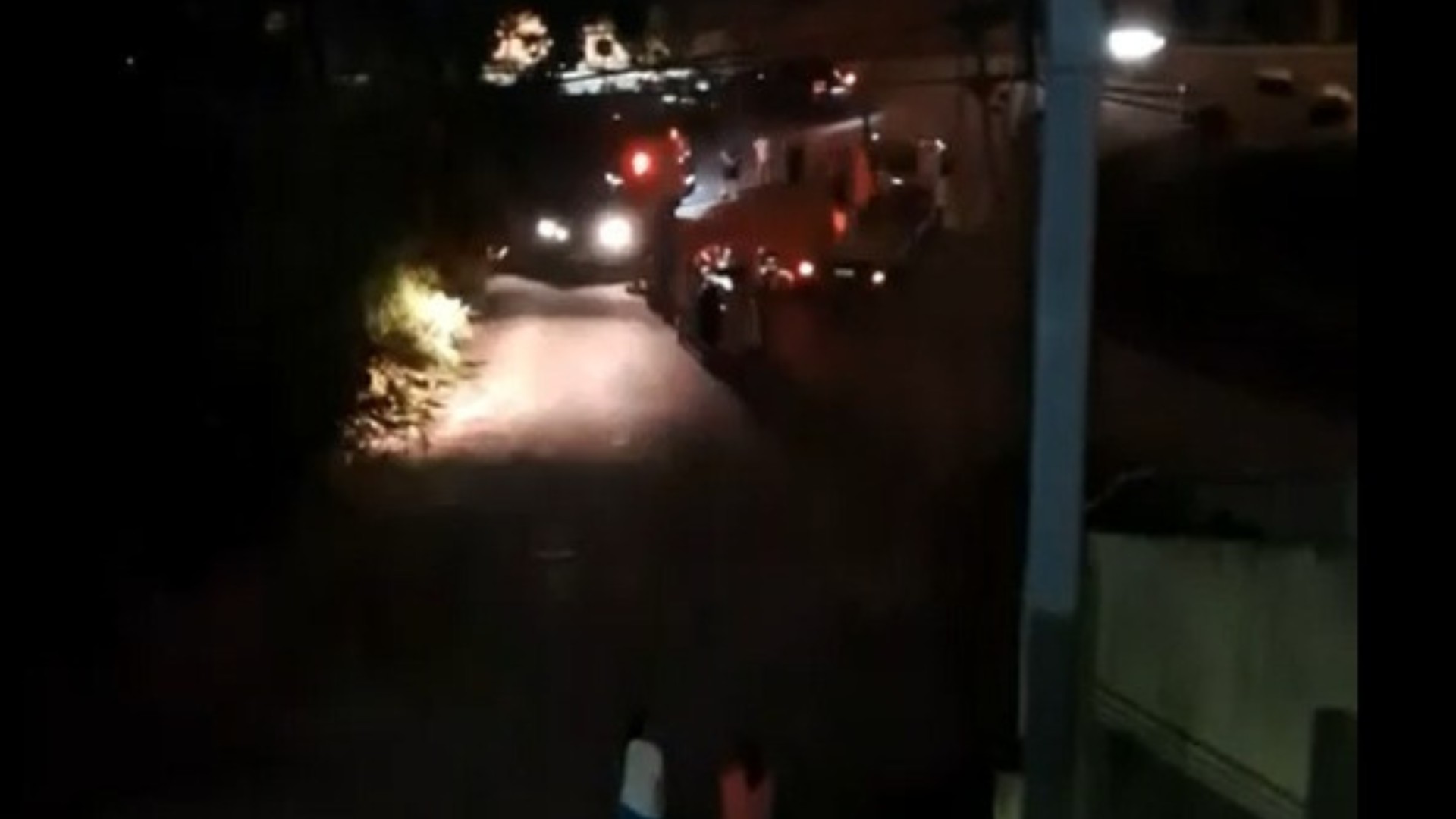 Entregador morre ao bater em um guincho parado na rua em Divinópolis