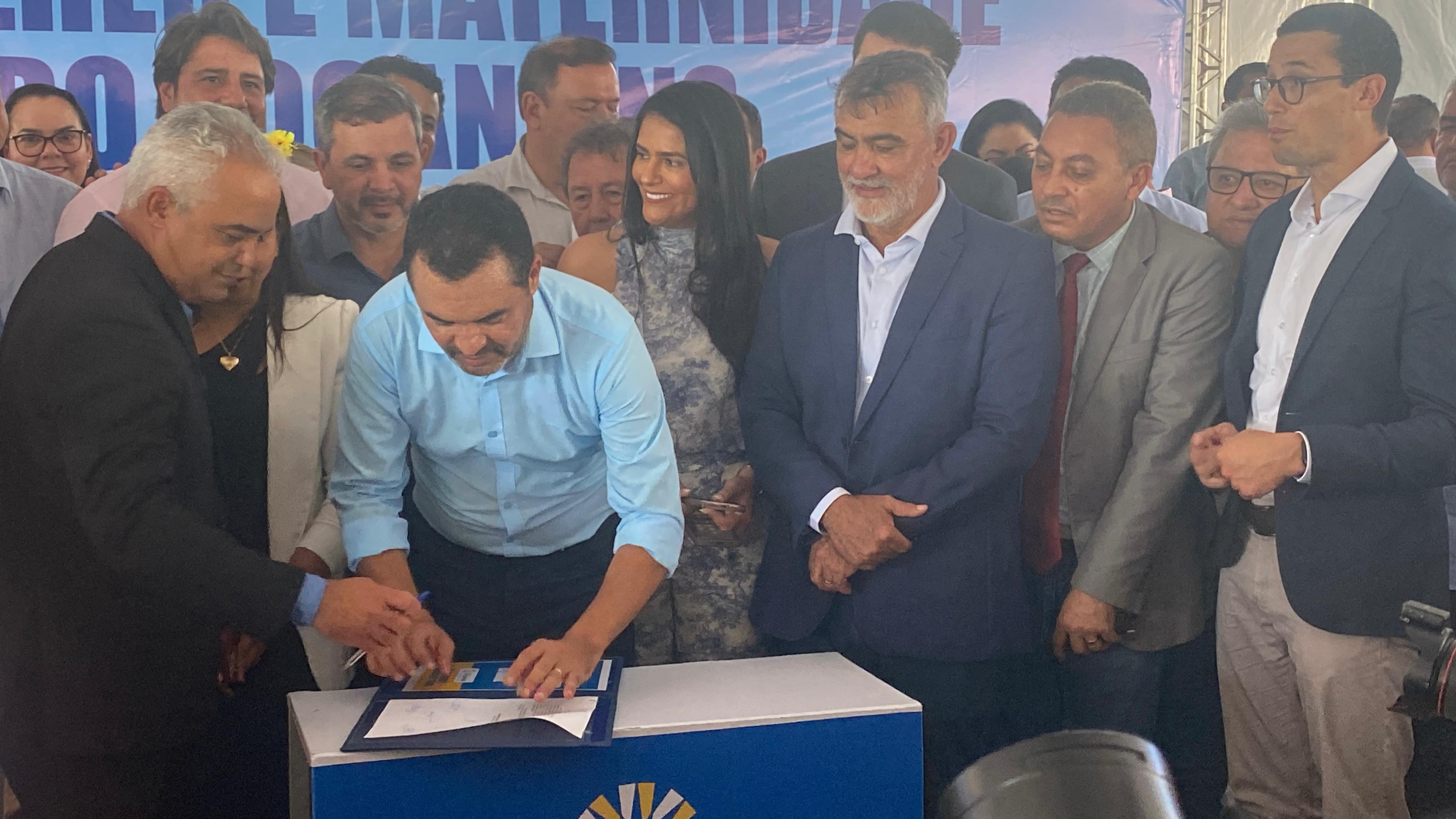 Governo assina ordem de serviço para construção do Hospital da Mulher e Maternidade; investimento será de R$ 299 milhões