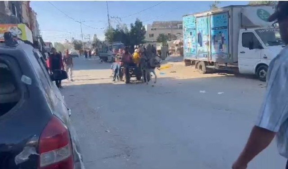 Para se locomover, moradores de Gaza precisam recorrer a carroças guiadas por burros ou cavalos, diz brasileiro — Foto: ARQUIVO PESSOAL