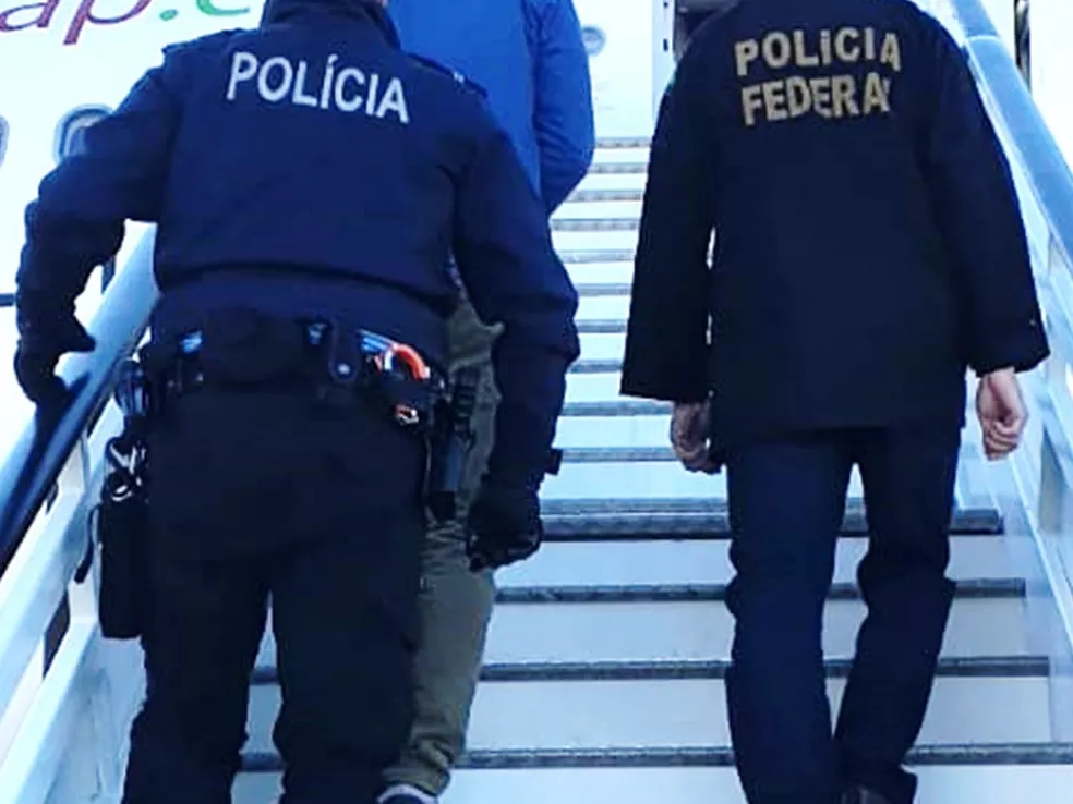 PF prende foragidos internacionais procurados pela Interpol no aeroporto de Confins — Foto: Polícia Federal de Minas Gerais 