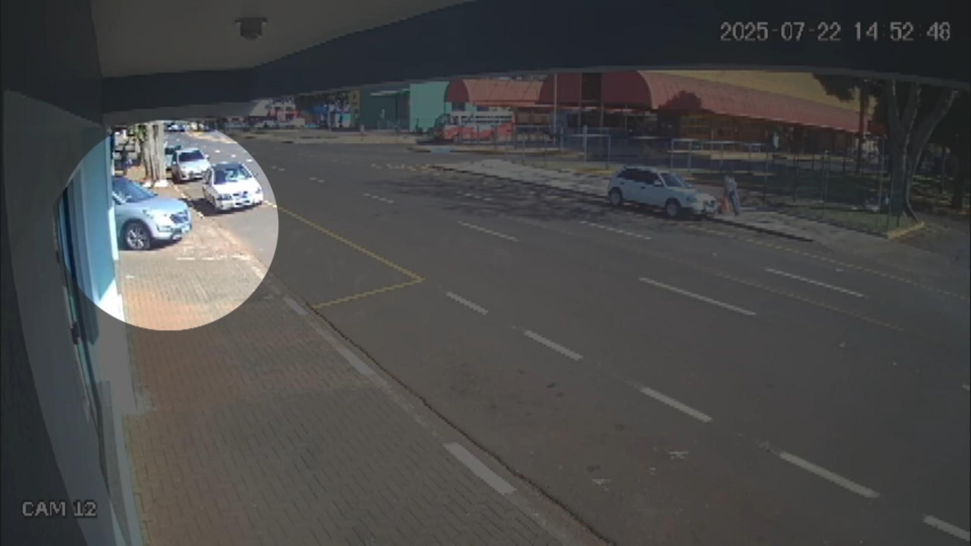 Homem pede fazer test drive com carro de R$ 100 mil no Paraná e some com veículo