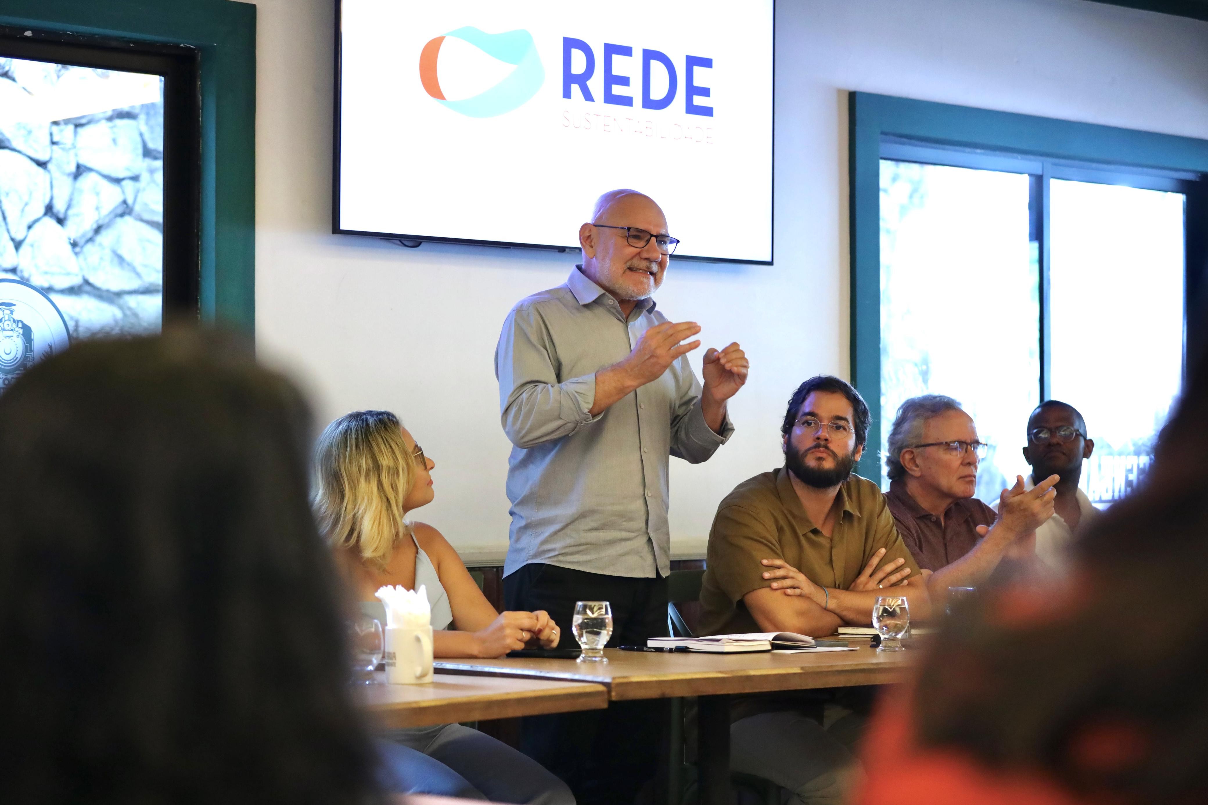Reitor da UFPE, Alfredo Gomes anuncia pré-candidatura ao governo de Pernambuco pela Rede Sustentabilidade